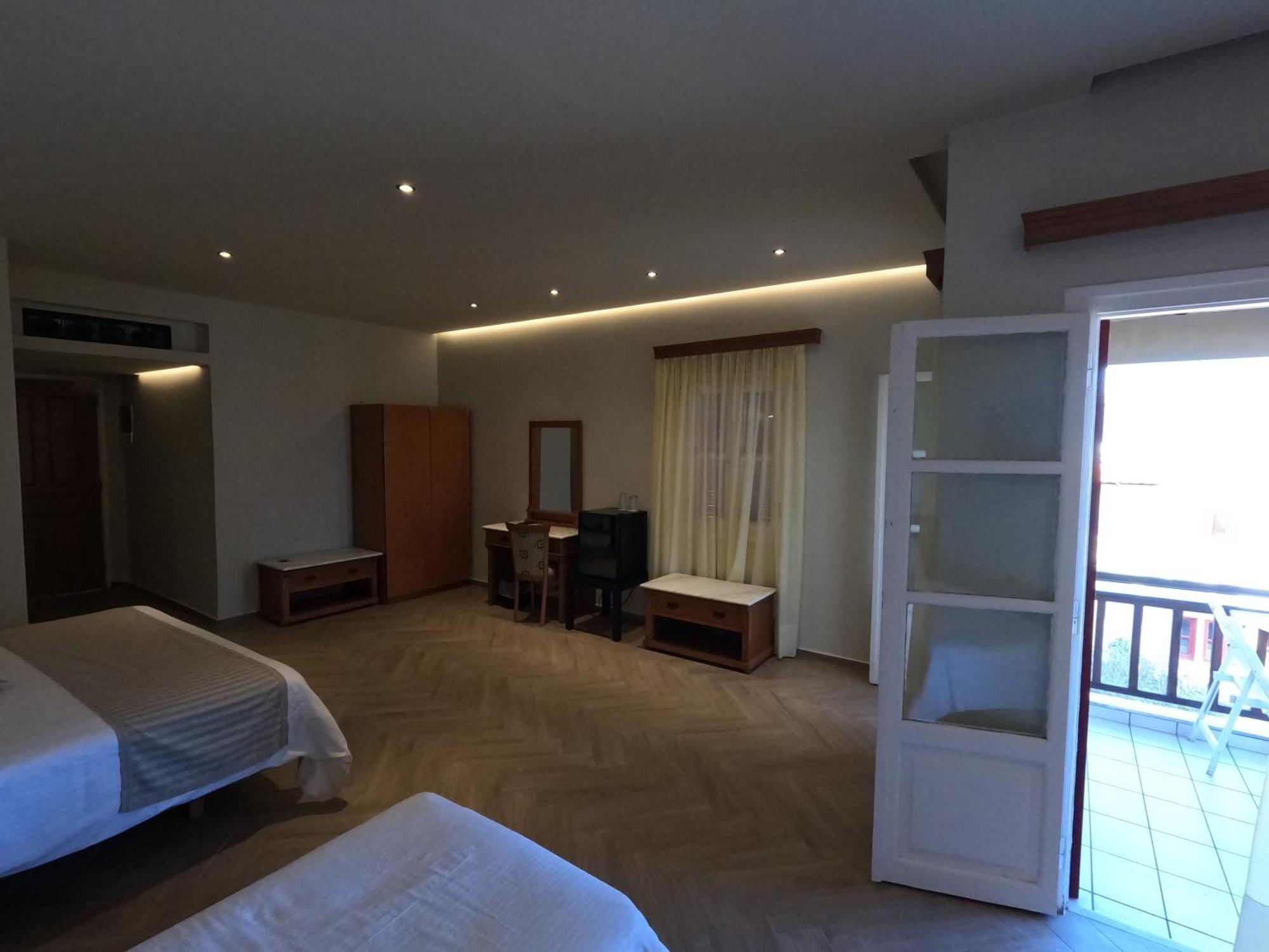 The Flower Of Monemvasia Hotel Ngoại thất bức ảnh