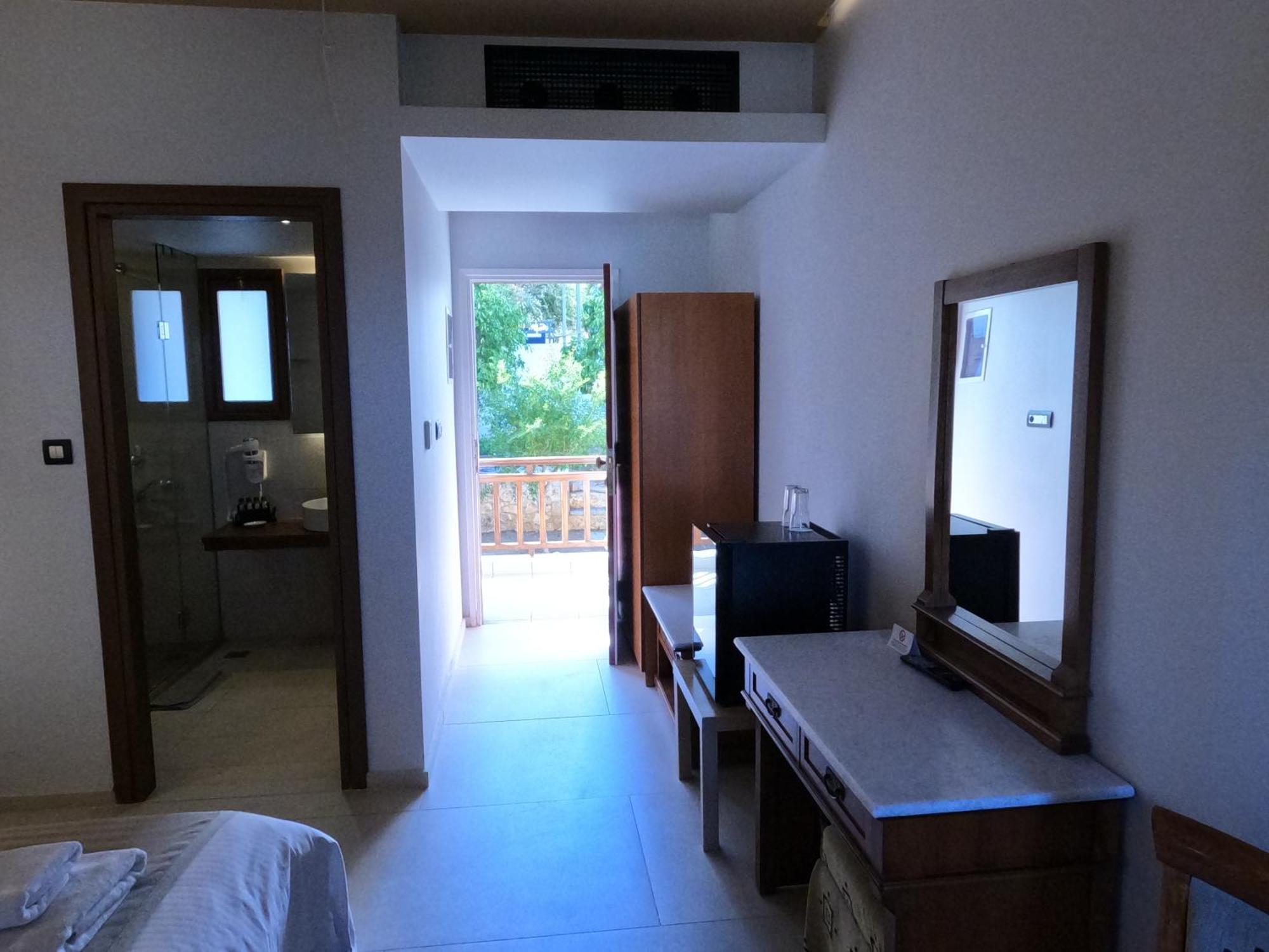 The Flower Of Monemvasia Hotel Ngoại thất bức ảnh